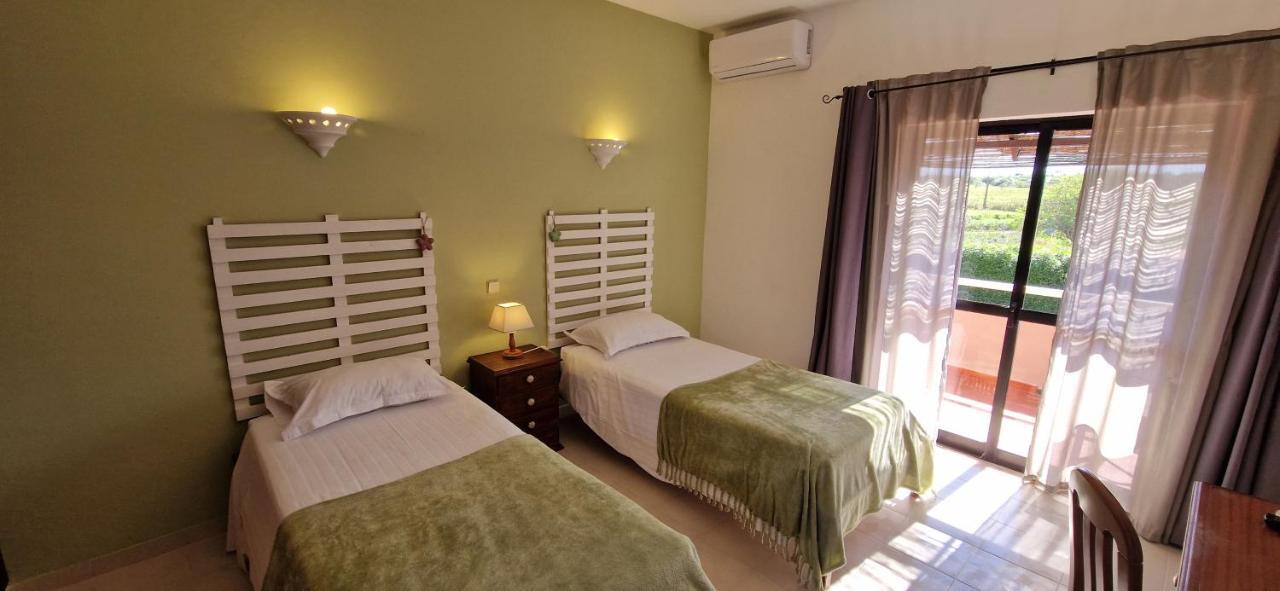 Готель Casa Rosa Montes Praia Da Luz Екстер'єр фото