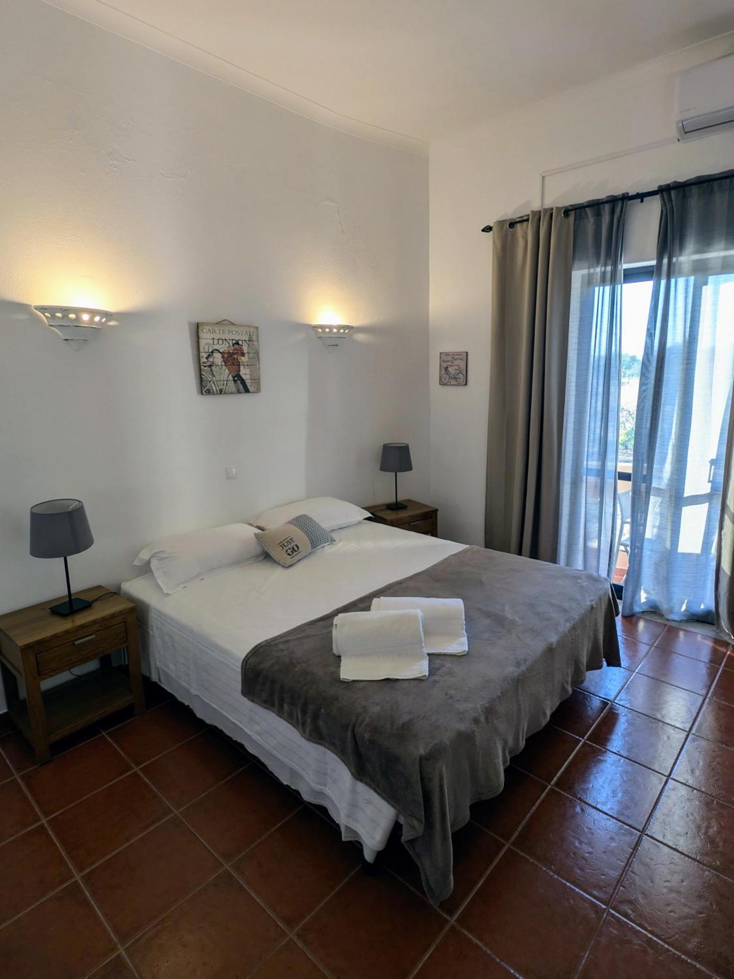 Готель Casa Rosa Montes Praia Da Luz Екстер'єр фото