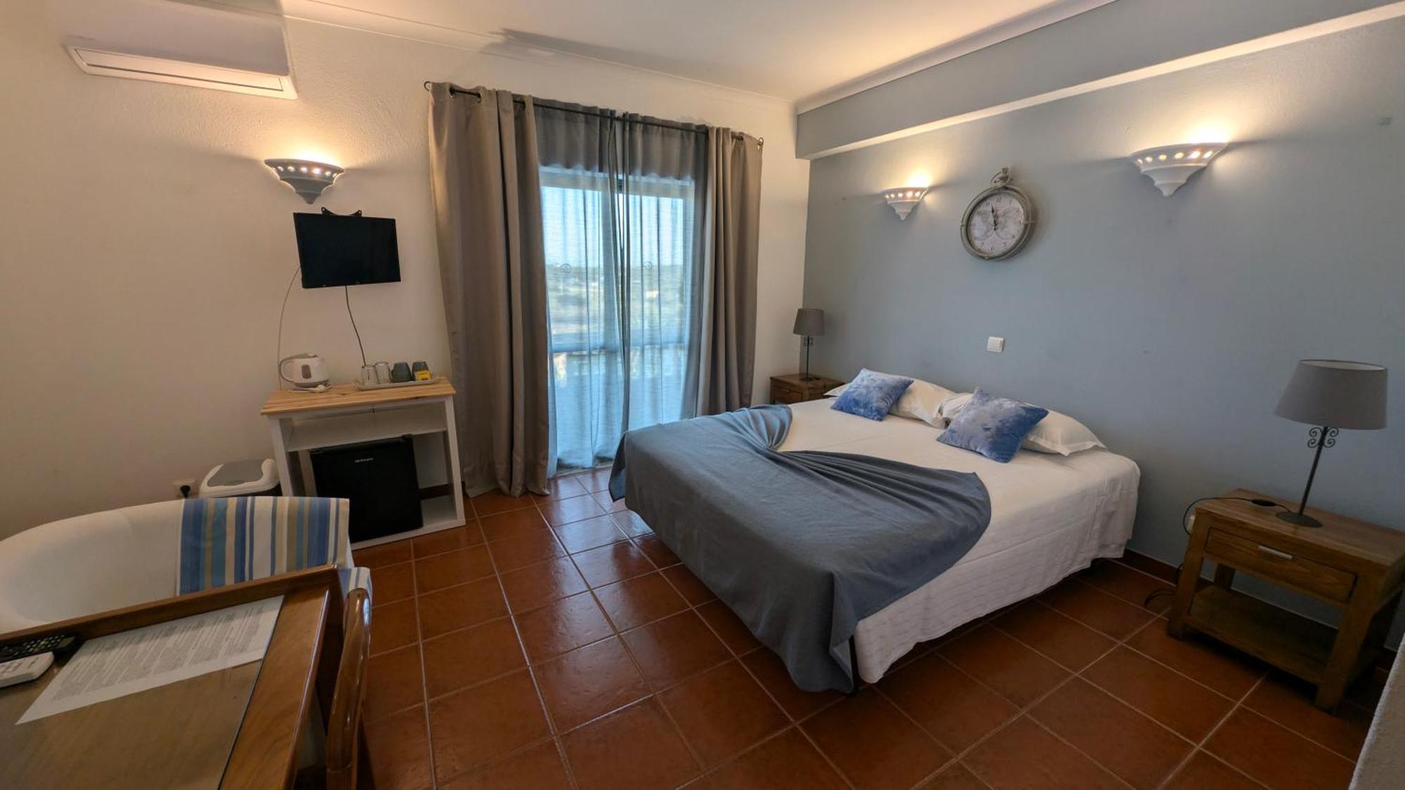 Готель Casa Rosa Montes Praia Da Luz Екстер'єр фото